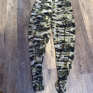 Bobbie Brooks Ladies Camouflage Pants